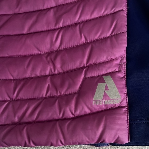 Eddie Bauer Women's Purple and Navy Vest - Picture 2 of 10